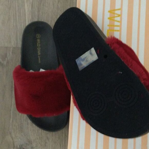Fur Slides Burgundy size 5 - Picture 8 of 8